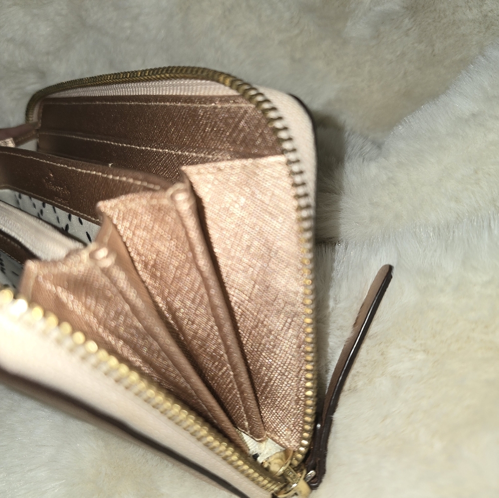 kate spade rose gold zip around wallet - Picture 7 of 12